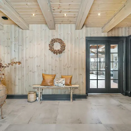 Modern Log For Whole Family At Geilo