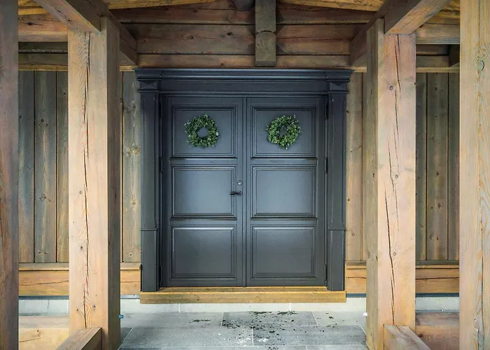 Modern Log For Whole Family At * גיילו