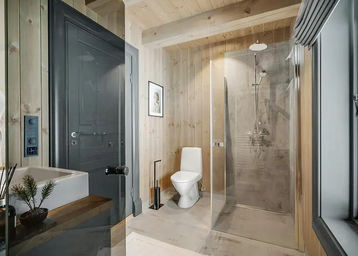 Modern Log For Whole Family At בית נופש *